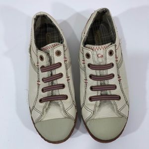 Caterpillar Women’s Nixy Sneaker Size 6